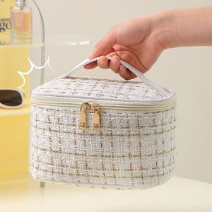 Hot Sale <b>Travel</b> <b>Makeup</b> <b>Bag</b> Fashion Women Luxury Cosmetic <b>Bag</b> <b>Travel</b> Storage Organizer Pouch <b>Makeup</b> <b>Bag</b> with Zipper - Product Image 6
