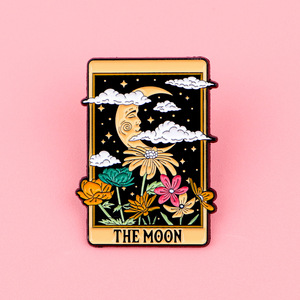 Pin de Solapa Esmaltado Personalizado de <span class=keywords><strong>Tarot</strong></span>: La Luna con Diseño Caprichoso de Luna Creciente, Estrellas y Flores, Regalos Espirituales, Broche Místico - Product Image 6