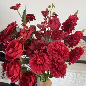 Fleurs artificielles de la série rouge pour mariages chinois et arrangements floraux extérieurs : roses, lys, phalaenopsis pour la décoration des salles de mariage et l'aménagement paysager - Product Image 3