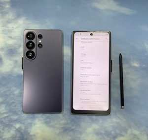Teléfono Inteligente S26 Ultra de 7.7 Pulgadas, 22GB+2TB, Alta Calidad, Android 15, Desbloqueado, Doble SIM, 5G, 108MP - Product Image 1