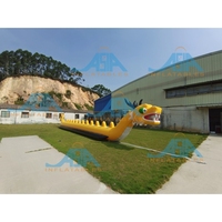 Bateau flottant gonflable jaune de 14 motocyclistes, Ski nautique, Tube banane remorquable