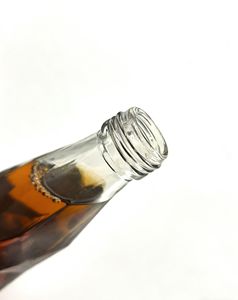 أفضل المبيعات من زجاجات الكريستال الفاخرة الشفافة سعة 350 مل و500 مل و700 مل للجن والفودكا والويسكي والتكيلا والمشروبات الروحية مع نقش وطباعة حرارية - Product Image 6