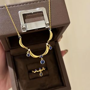 Collar de Perlas de Plata de Ley S925 con Diseño de Pétalos de Amor, Diseño de Nicho de Lujo para Otoño Invierno, Nuevos Collares de Cuentas de Moda de Alta Gama - Product Image 5