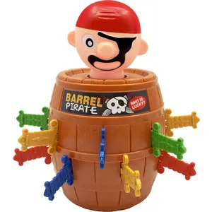 热销儿童趣味玩具互动刺剑海盗桶玩具儿童特技玩具