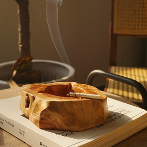 Cenicero Tallado en Raíz de Cedro de 100 mm, Estilo Rústico, Madera Maciza, Decoración para Hogar u Oficina, Regalo - Product Image 2