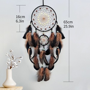 Acchiappasogni Bohémien Fatto a Mano da Appendere, Tonalità Scure con Piume Nere e Turchesi, Decorazione in Stile Arte Metallica con Rete Bicolore - Product Image 3