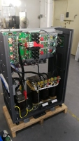 Onduleur IGBT 60 kVA 100 kVA 200 kVA 380 VCA 400 VCA 415 VCA avec batterie, alimentation de secours triphasée UPS, prix, alimentation sans interruption, grand UPS