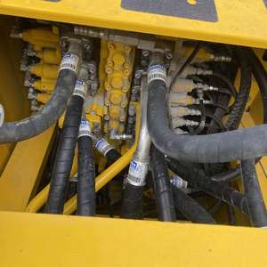 รถขุดโคมัตสึ ของแท้จากญี่ปุ่น รุ่น PC220-8 PC220-7 รถขุดมือสอง รุ่น PC200-8 PC200-7 PC240-8 รถขุดตีนตะขาบมือสอง - Product Image 4