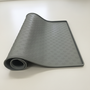Silicone Waterproof Pet Feeding <b>Mats</b> With High Lips Silicone Pet Feed <b>Mat</b> With Patterns - Product Image 6