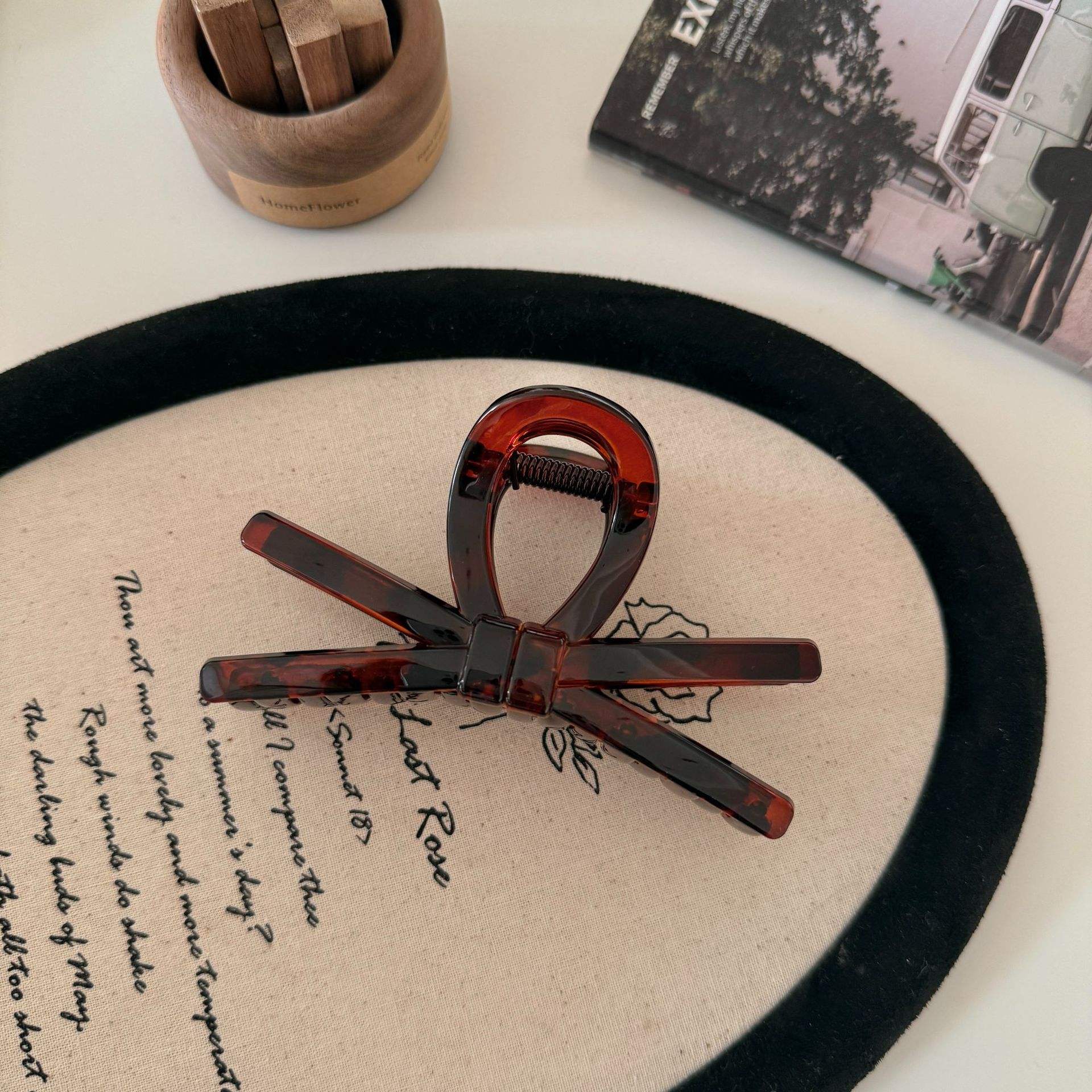 แดง+น้ำตาล