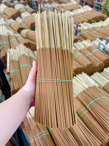 ธูปสมุนไพรออร์แกนิคธรรมชาติทำมือ ขนาด 40 ซม. เป็นมิตรกับสิ่งแวดล้อม ติดทนนาน กลิ่นหอมอโรมาเธอราพี สำหรับการทำสมาธิ รับผลิตแบบ OEM - Product Image 4