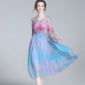 Nouvelle Robe Longue Taille Haute en Soie de Mûrier et Chiffon Dégradé, Style Vacances, Anti-statique, Effet Rajeunissant, Style Français Doux A76 - Product Image 1