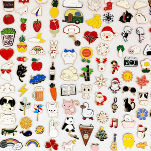 Broches et badges en émail personnalisés en métal, motifs nuages arc-en-ciel, fruits, lait, pizza, dessins animés, épingles de revers rigides ou souples sur mesure - Product Image 3