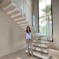Escaliers d'intérieur modernes en bois et acier avec corde unique, garde-corps en câble métallique, garde-corps en verre pour villas, escalier intérieur flottant