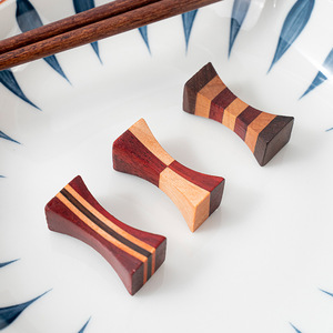 ตะเกียบไม้สไตล์ญี่ปุ่นสำหรับวางบนโต๊ะอาหารช้อนส้อมมีดที่วางตะเกียบขัดด้วยมือ - Product Image 3