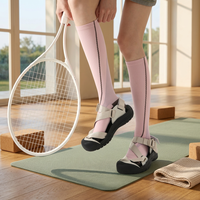 Chaussettes de compression unisexe à ligne contrastante latérale, en maille ajourée respirante, hauteur genou, protection professionnelle douce, imprimé Renaissance