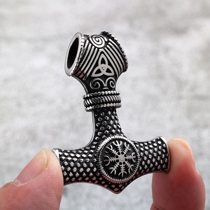 Pendentif vintage en acier inoxydable pour hommes et femmes, marteau de Thor <span class=keywords><strong>Viking</strong></span> 3D, collier avec chaîne en bambou - Product Image 5