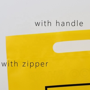 Bolsas de Plástico Biodegradables Personalizadas con Cierre de Cremallera para Calcetines, Zapatos y Ropa con Logotipo Personalizado - Product Image 3