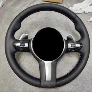 Volante Deportivo de Fibra de Carbono Personalizado a Precio de Fábrica, Volante de Cuero Negro Perforado con Detalles en Carbono para BMW F30 F10 F18 - Product Image 6