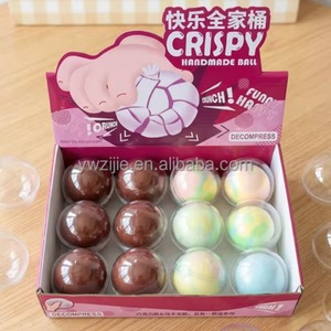 ลูกบอลบีบมินต์ช็อกโกแลตมัทฉะสีดำกรอบๆ ทำมือ ขายส่ง บรรเทาความเครียด เสียงบีบดังฟินๆ - Product Image 1