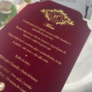 Diseño <span class=keywords><strong>de</strong></span> menú <span class=keywords><strong>de</strong></span> terciopelo <span class=keywords><strong>de</strong></span> lujo personalizado con lámina <span class=keywords><strong>de</strong></span> estampado dorada con borla boda noche lámina <span class=keywords><strong>de</strong></span> oro tarjetas <span class=keywords><strong>de</strong></span> menú <span class=keywords><strong>de</strong></span> lugar <span class=keywords><strong>de</strong></span> mesa <span class=keywords><strong>de</strong></span> terciopelo - Product Image 4