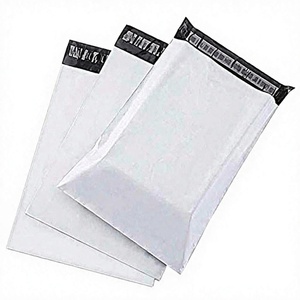 Sacs d'expédition en polyéthylène épais personnalisés avec logo pour vêtements, emballage professionnel, utilisation commerciale, fabriqués en Inde – Solution Picknpack - Product Image 1
