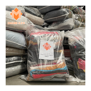 Brasieles Vestiti Usati Al Kg Firmati Habaya Pulls Friperie Crop Tops Fille Ballot 1 Kilogramme Bolsa De Ropa Usada à Toronto - Product Image 1