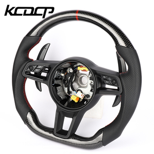 <span class=keywords><strong>Volant</strong></span> <span class=keywords><strong>de</strong></span> <span class=keywords><strong>course</strong></span> personnalisé en Alcantara et fibre <span class=keywords><strong>de</strong></span> carbone avec LED, compatible avec Porsche 718, 911.2, 971, 959, 992, Cayman, 997, Macan, et modèles cabriolet. - Product Image 2