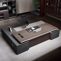 Escritorio Ejecutivo Moderno de 63 a 134 Pulgadas de Ancho con Gestión de Cables, Tomas de Corriente Integradas, Cajones con Cerradura e Iluminación LED Decorativa