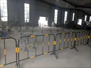 Duurzame Lichtgewicht Modulaire Opvouwbare Omheining Voor Veiligheidshekwerk Eenvoudige Montage Tijdelijke Crowd Control Barrière Voor Festivals Evenementen - Product Image 3