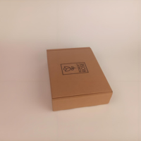 Boîtes d'expédition et d'envoi en carton ondulé coloré, personnalisées avec impression et dorure, pour emballage de chaussettes de luxe de marque
