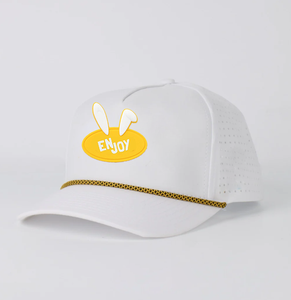 Gorra de golf deportiva de 5 paneles con cuerda personalizada al por mayor, diseño de logotipo con parche de PVC, poliéster blanco, orificios cortados con láser, impermeable, para golf y béisbol - Product Image 1