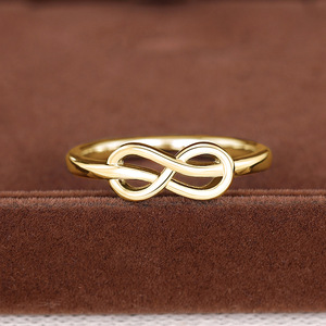 Elegante Anello a Forma di Otto, Design Minimalista e Creativo, Gioiello da Donna alla Moda per Uso Quotidiano, Regalo Chic - Product Image 5
