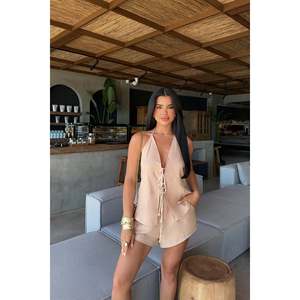Conjunto de Dos Piezas de Lino Beige Candida XS/XS, Top Corto y Pantalones Cortos de Alta Calidad, Estilo Casual Tejido para Verano - Product Image 6