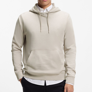 Sudadera cómoda para hombre, diseño para un movimiento fácil, con apariencia limpia y un atractivo moderno y casual para el día a día. - Product Image 1