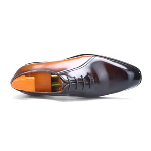 Nouvelles chaussures Oxford en cuir imperméables pour hommes, fabriquées à la main, de style britannique décontracté et luxueux, pour mariage, bureau et occasions professionnelles. - Product Image 3