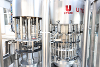 Ligne de production automatique 3-en-1 pour petites entreprises : machine de remplissage et d'embouteillage d'eau pure et minérale en plastique
