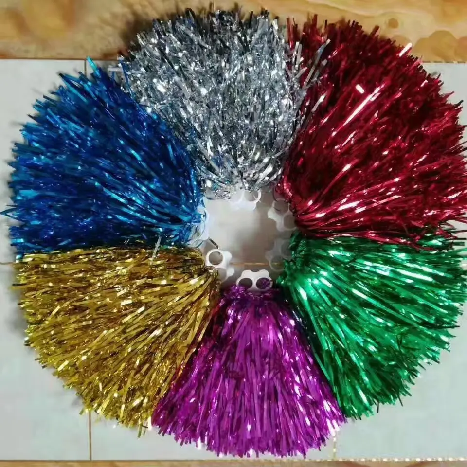 I produttori vendono direttamente diversi colori di pompon cheerleader sportivi in metallo da cheerleader per animali domestici