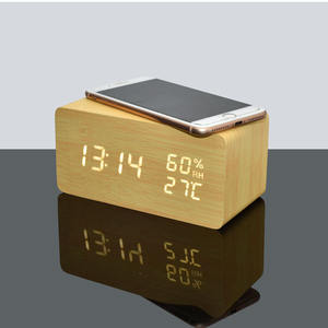 新技術デジタルワイヤレス充電目覚まし時計木製音声制御電子デスクトップ時計温度計 - Product Image 5