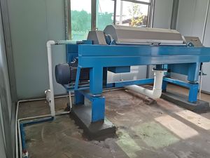 <span class=keywords><strong>Centrifugeuse</strong></span> horizontale pour le traitement des eaux usées <span class=keywords><strong>Centrifugeuse</strong></span> horizontale pour décanteur d'huile animale <span class=keywords><strong>Centrifugeuse</strong></span> pour décanteur brun - Product Image 2
