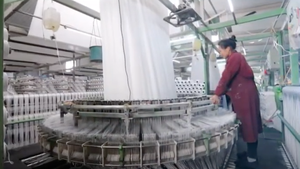 Bolsa Tejida de PP/PE FlexPack Ligera y Resistente a Desgarros, para Transporte Agrícola a Granel, Alta Durabilidad, Modelo T&H International - Product Image 3