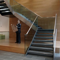 Escalier droit en bois, escalier flottant moderne, escalier préfabriqué intérieur