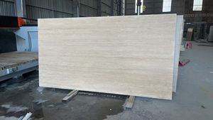 Lastra di Travertino Beige Turco Naturale per Decorazioni d'Interni di Lusso - Product Image 6