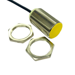 Interruptor de Proximidad Inductivo de Metal de Respuesta Rápida Industrial con Distancia de Detección de 10 mm, Salida NPN y PNP Adecuada - Product Image 4