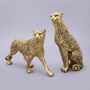 Paire de figurines de léopard en métal artisanales, sculpture élégante de grand chat, statue d'animal sauvage détaillée, décoration de table de luxe pour la maison - Product Image 1