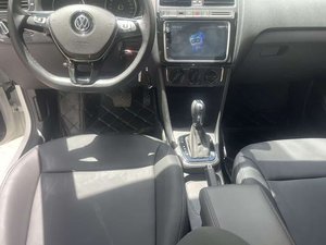 VW Polo 1.5L Automatica <span class=keywords><strong>Highline</strong></span> Usata del 2018, Comoda, Efficiente nei Consumi e Durevole per Acquirenti Asiatici e Africani - Product Image 3
