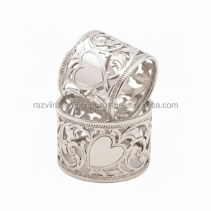 Anneaux de serviette en métal moulé plaqué argent - Product Image 1