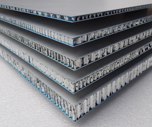 Nhôm tổ ong <span class=keywords><strong>Panel</strong></span> <span class=keywords><strong>ACP</strong></span> <span class=keywords><strong>Composite</strong></span> <span class=keywords><strong>PANEL</strong></span> 18mm sơn tĩnh điện Anodized tấm nhôm trang trí Hội Đồng Quản trị Trọng lượng nhẹ - Product Image 5