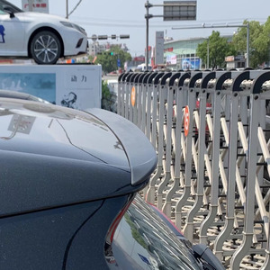 Lo Spoiler posteriore della coda della nuova automobile della fabbrica imita la brasatura del carbonio rimontare le finiture dell'<span class=keywords><strong>ala</strong></span> della coda dello Spoiler per Toyota RAV4 2020 - Product Image 5