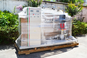 Máquina automática de llenado de <span class=keywords><strong>agua</strong></span> potable <span class=keywords><strong>natural</strong></span> <span class=keywords><strong>embotellada</strong></span> en PET, pequeña escala, planta de llenado de botellas de preformas para mascotas de 500ml - Product Image 6